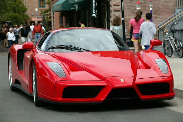 ferrari-enzo.jpg